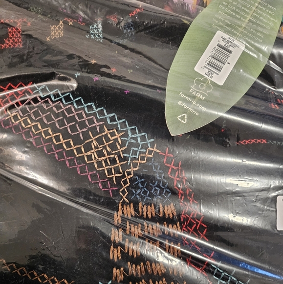 NWT Farm Rio Embroidered Tropical Reversible Puffer Jacket Coat - Picture 7 of 8